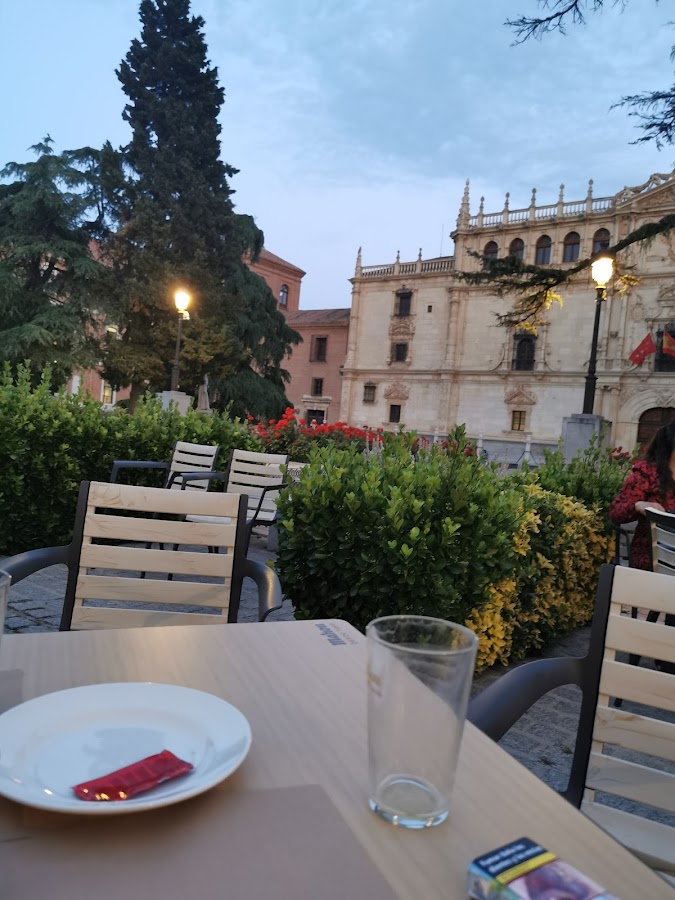 Anexo Café-Bistró