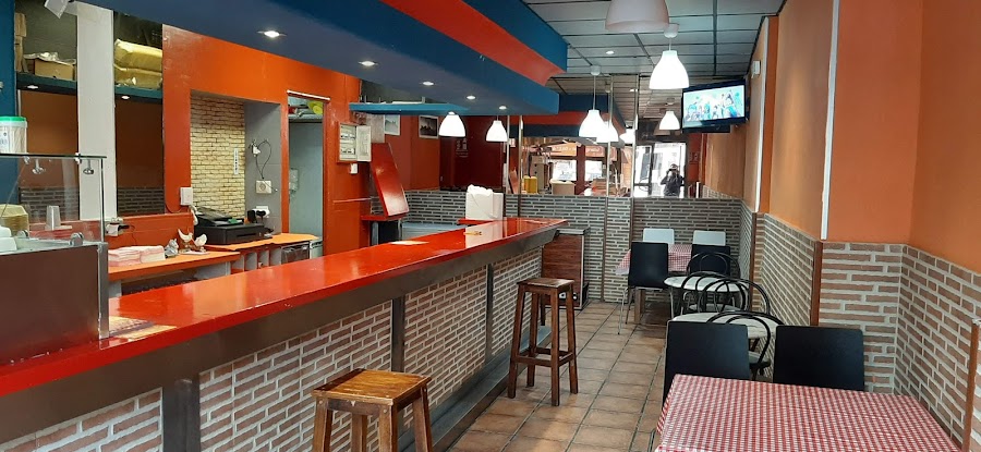 Hamburguesería Adaros